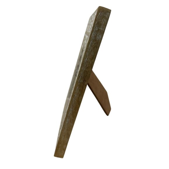 Hand-Carved Wooden Photo Frame Whitewashed Floral Design 19x24cm - Picture 3 of 10